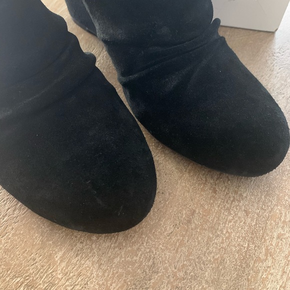 Women’s Inc. International Concept Booties - Picture 7 of 9